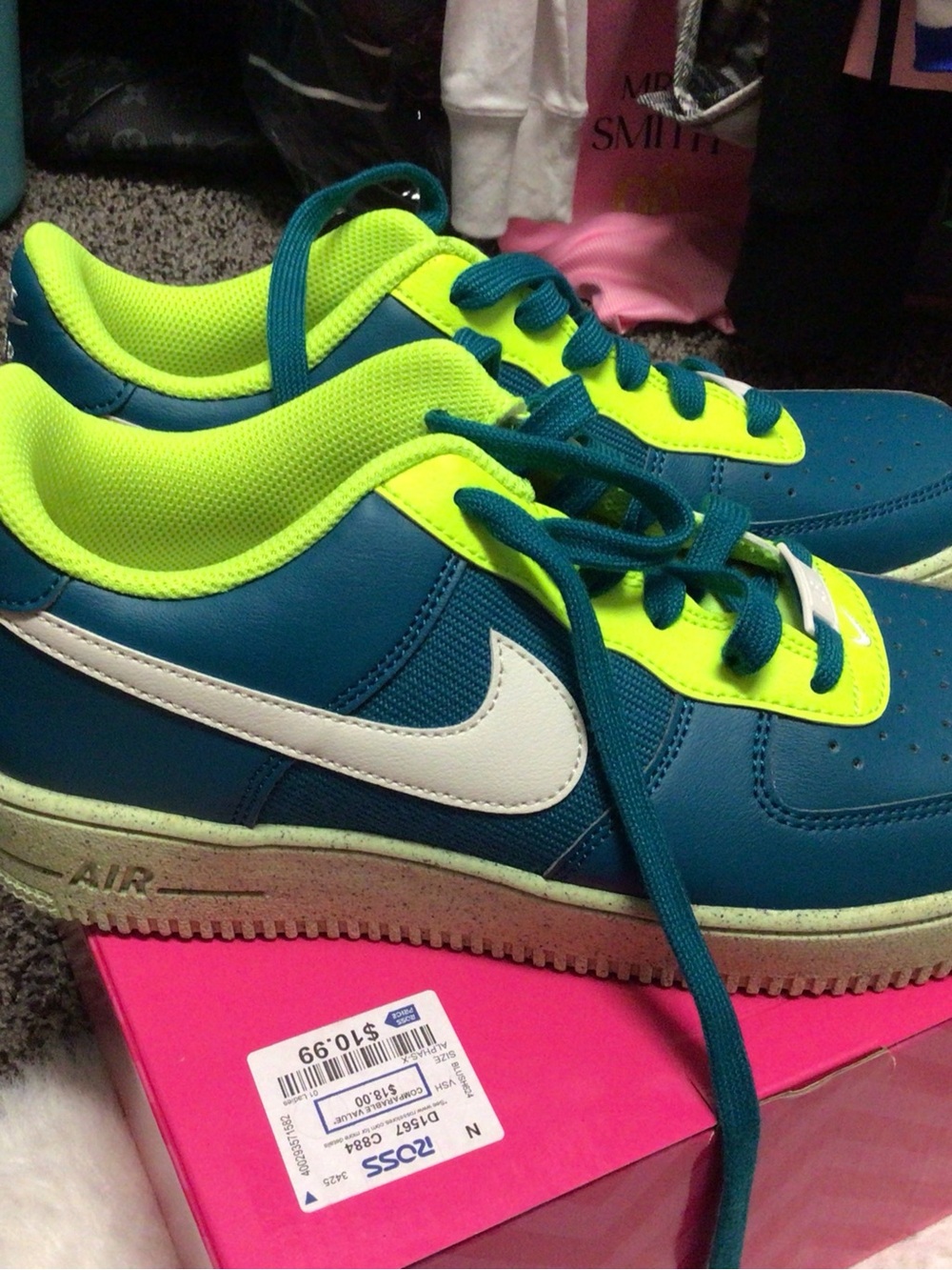 Nike Low-Top Sneakers - Teal & Neon Green with White Swoosh